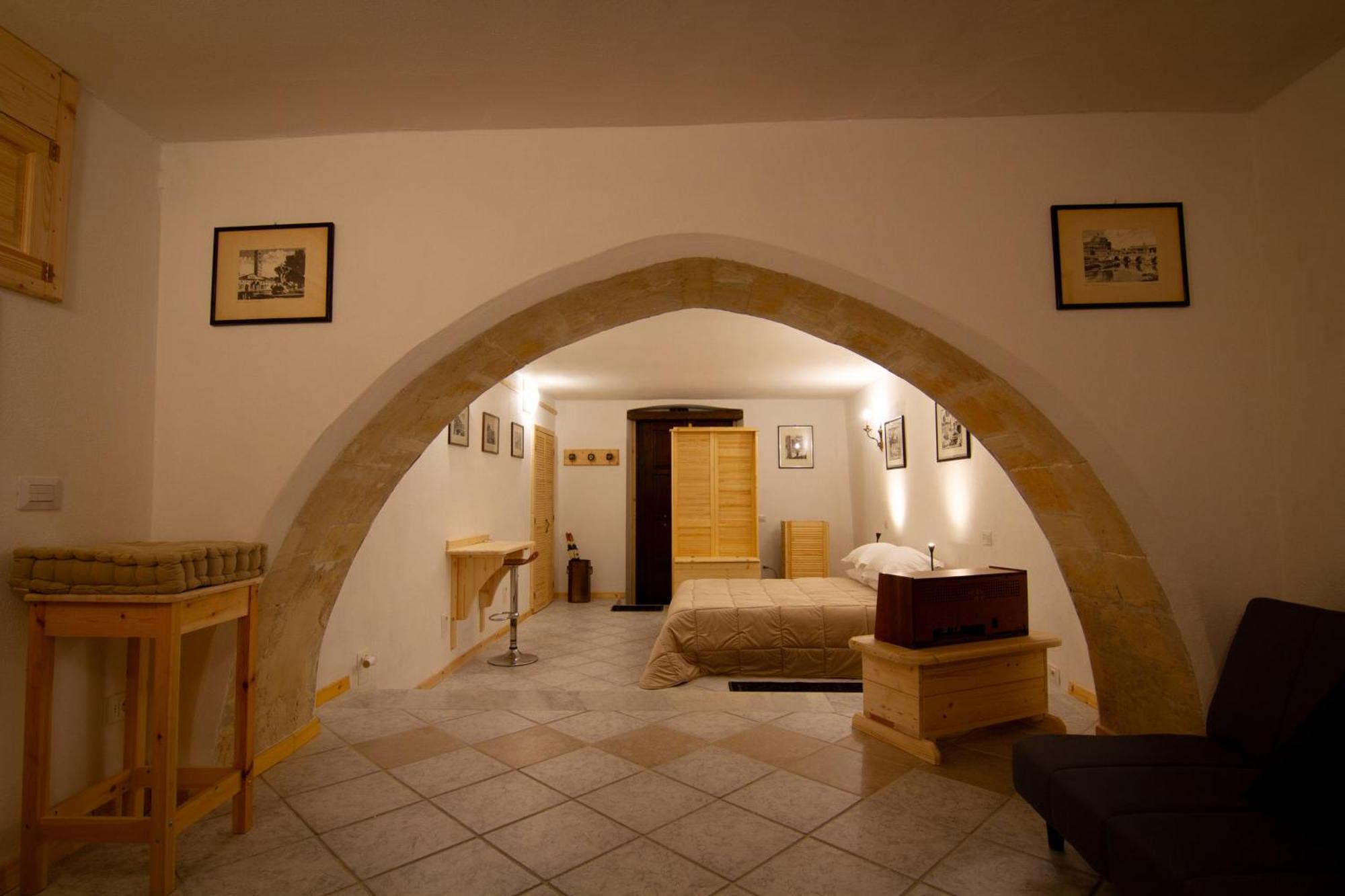 Dimora Madonna Della Speranza Apartment กาญารี ภายนอก รูปภาพ