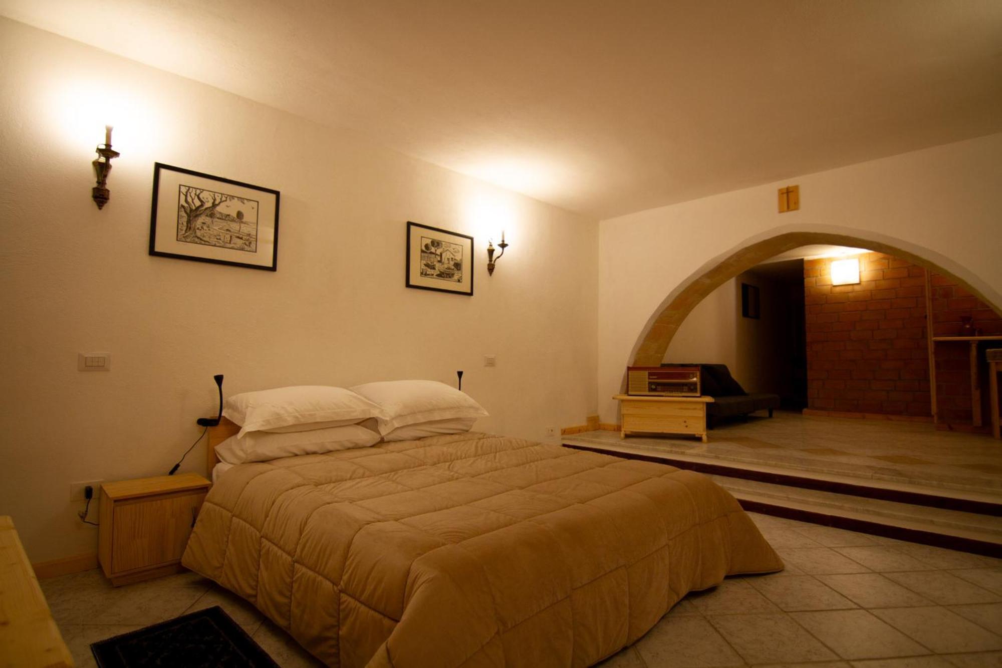 Dimora Madonna Della Speranza Apartment กาญารี ภายนอก รูปภาพ
